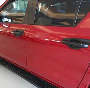 Toyota Hilux Revo 2016-2019 Kapı Kolu İç Kaplama Siyah