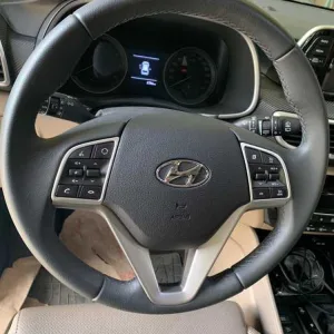 Hyundai Tucson 2015-2018 Direksiyon Kaplama Silver Abs